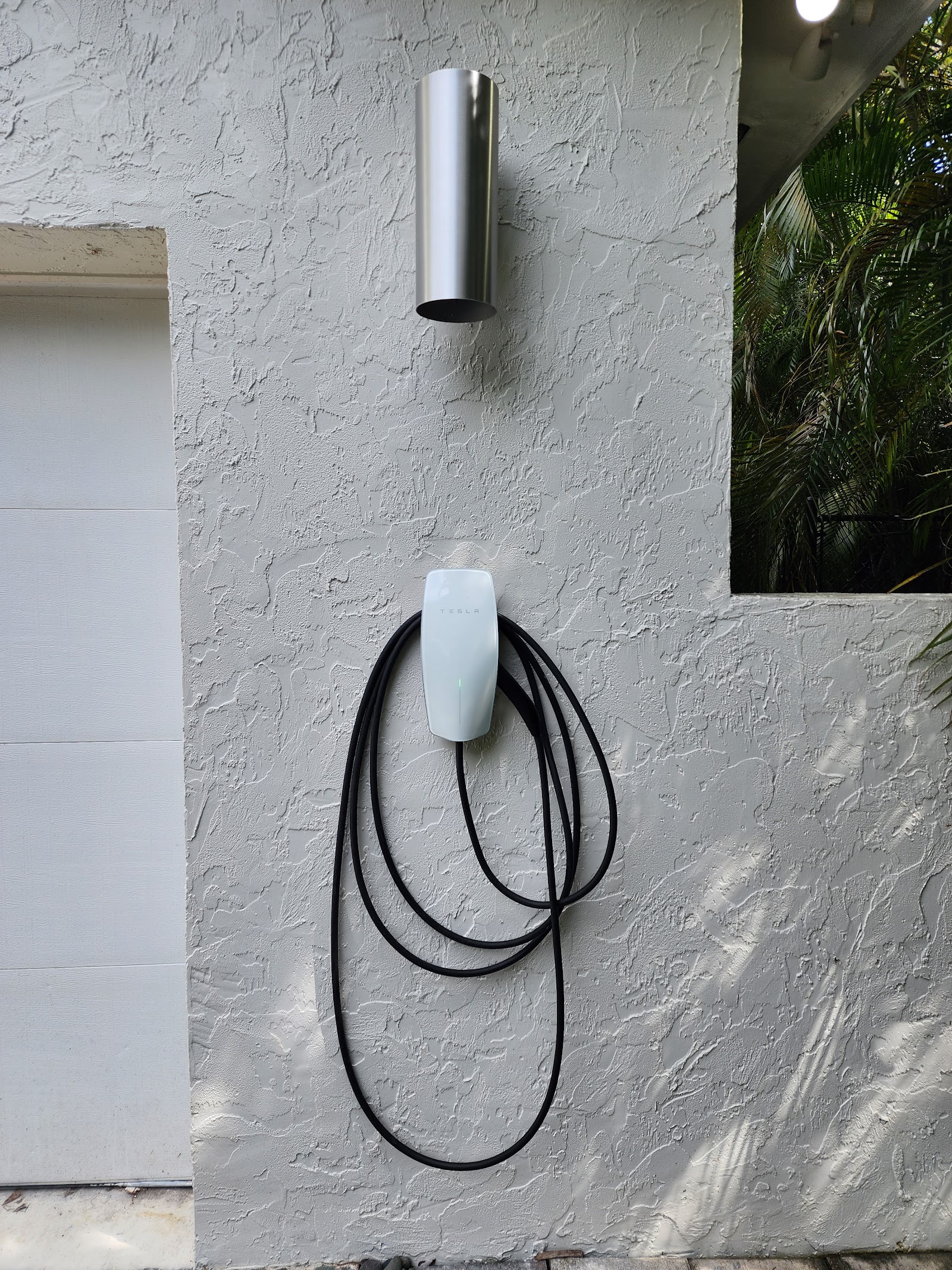 Instalación de cargador eléctrico
